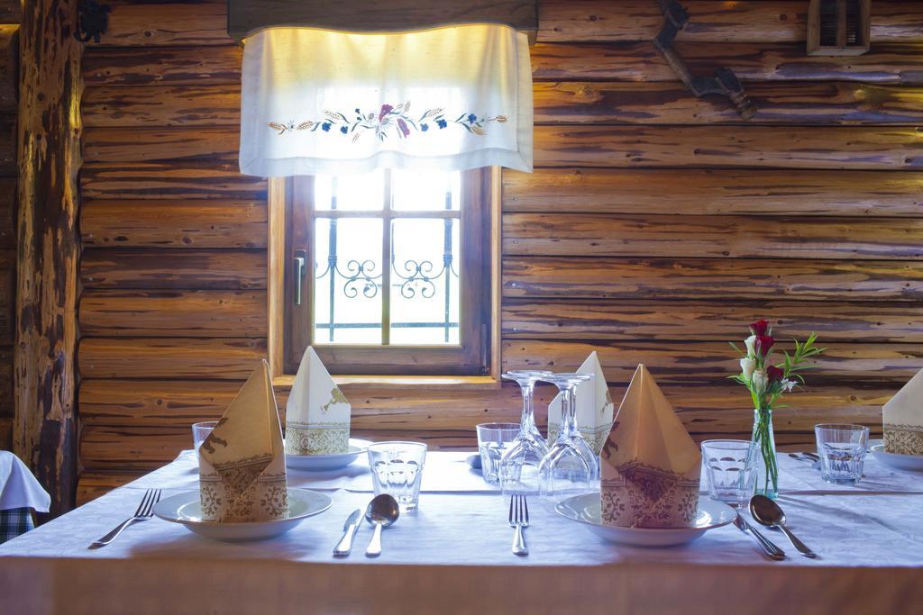 Guesthouse Pri Zalogarju Zelezniki Buitenkant foto