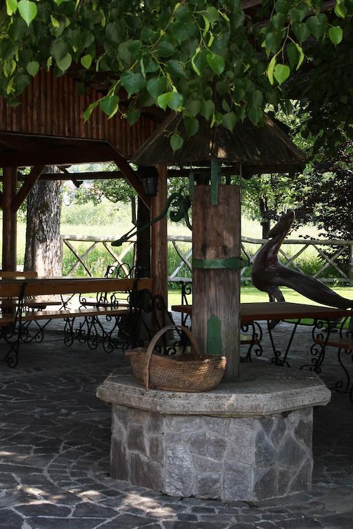 Guesthouse Pri Zalogarju Zelezniki Buitenkant foto
